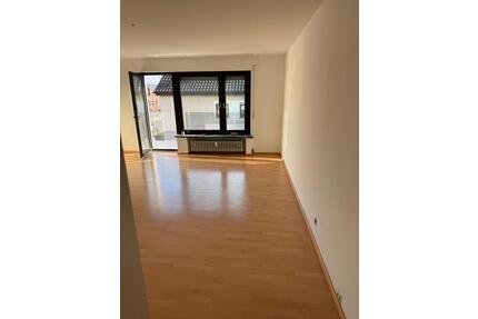 3 Zimmer Wohnung Leinfelden - 1.350,00&nbsp;EUR Kaltmiete, ca.&nbsp; 80,00&nbsp;m&sup2; in Leinfelden-Echterdingen (PLZ: 70771)