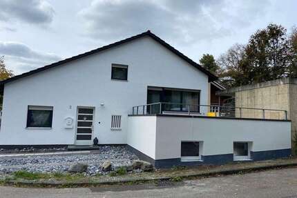 Haus zum Kaufen in Gottmadingen 989.000,00 € 196 m²