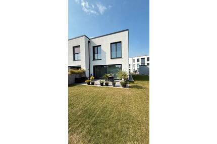 Reihenhaus an der Elbe - 1.387,00&nbsp;EUR Kaltmiete, ca.&nbsp; 116,00&nbsp;m&sup2; in Wittenberge (PLZ: 19322)