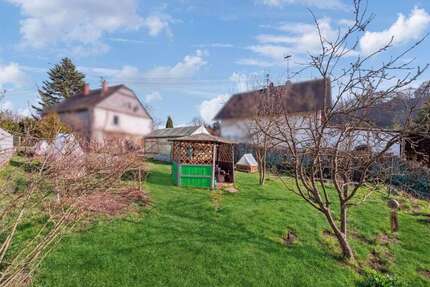 Haus zum Kaufen in Hausen 130.000,00 € 200 m²