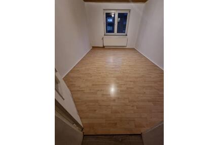 Helle 3-Zimmer Wohnung in Rheinhauserstr. 173, Duisburg-Hochfeld!