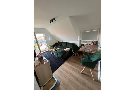 3 Zimmer Whg. mit Dachterrasse, Garten und Garage - Adendorf