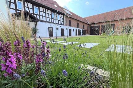 Zu Hause ankommen - sanierter Bauernhof wartet auf junge Familie | Viel Platz für Hobby und Gewerbe | Tierhaltung möglich | Idyllische Lage! - Rudolstadt Haufeld
