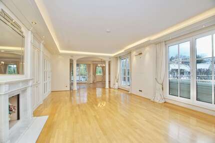 Wohnung zum Mieten in Wiesbaden 4.500,00 € 302 m²