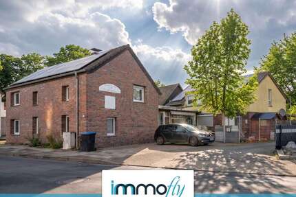 Haus zum Kaufen in Hückelhoven Baal 399.000,00 € 237 m² - Hückelhoven / Baal