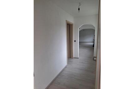 Mietwohnung - 780,00&nbsp;EUR Kaltmiete, ca.&nbsp; 75,00&nbsp;m&sup2; in Mittenaar (PLZ: 35756)