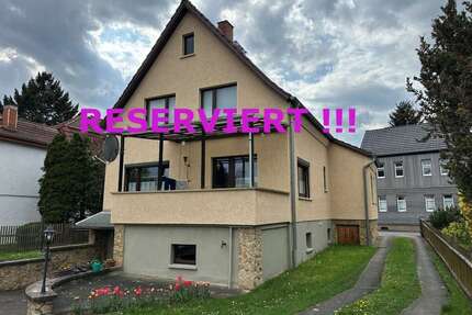 Teilsaniertes Einfamilienhaus mit großem Grundstück - Rudolstadt