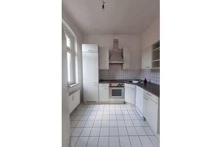 Wohnung zum Kaufen in Chemnitz 89.000,00 € 81.7 m²