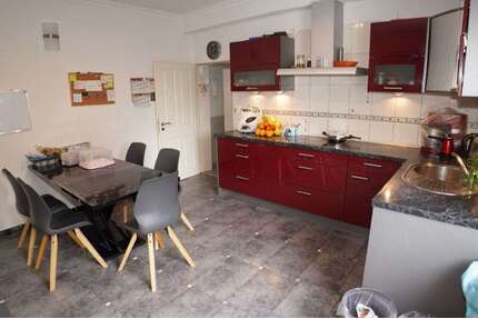 Haus zum Kaufen in Duren 329.000,00 € 165 m²