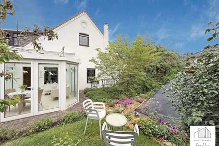 Haus zum Kaufen in Wesel - Obrighoven 369.000,00 € 230 m²