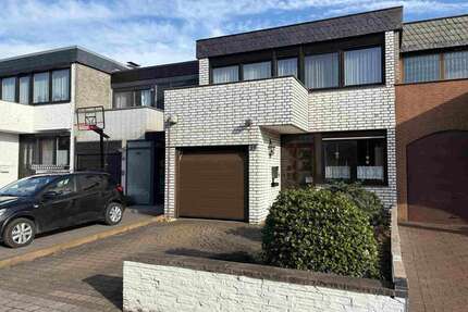 Haus zum Kaufen in Moers 348.000,00 € 106 m²