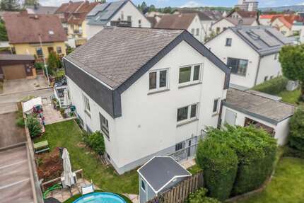 Haus zum Kaufen in Schwalbach am Taunus 762.000,00 € 186 m²