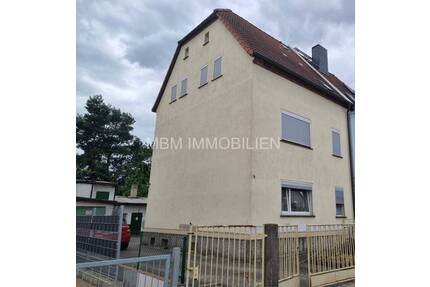 Charmante Doppelhaushälfte in ruhiger Lage - Zeithain Röderau-Bobersen