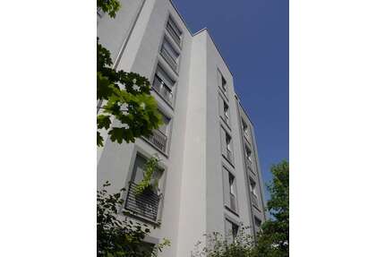 Wohnung zum Mieten in Frankfurt am Main 1.942,85 € 116.13 m²