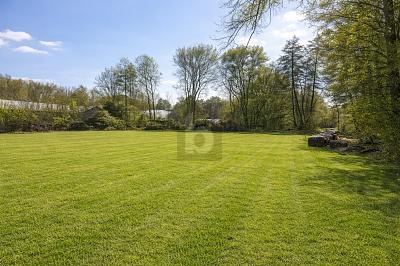 BAUFLÄCHE AM GRÜNRAND - 470.000,00&nbsp;EUR Kaufpreis, ca.&nbsp; 4.261,00&nbsp;m&sup2; in Bad Berneck im Fichtelgebirge (PLZ: 95460)