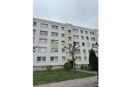 Wohnung zum Kaufen in Ottendorf- Okrilla 49.900,00 € 49.03 m²