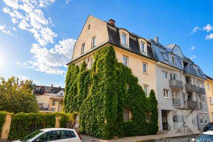 Haus zum Kaufen in Weiden in der Oberpfalz 299.000,00 € 220 m²