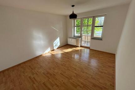 2-Raum Wohnung - 540,00&nbsp;EUR Kaltmiete, ca.&nbsp; 54,06&nbsp;m&sup2; in Dresden (PLZ: 01109) Klotzsche