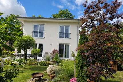 Haus zum Kaufen in Schönow 595.000,00 € 125 m²
