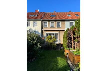 Provisionsfrei, Familienhaus mit Garten in ruhiger Lage - Hannover Bothfeld-Vahrenheide