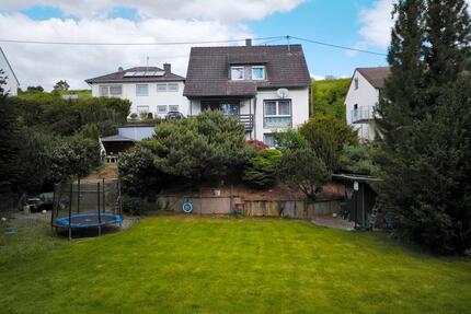 Einfamilienhaus in guter Lage auf 1765m Parkgrundstück mit Bach - Neuwied Feldkirchen