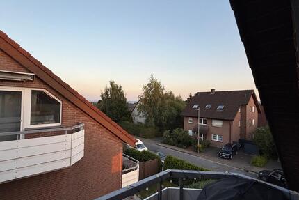 Attraktive 2-ZKB-Dachgeschoss mit West-Balkon BI-Theesen - Bielefeld Jöllenbeck