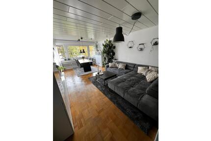 Charmante, helle 2,5-Zimmer-Wohnung am Fuße des Honbergs (Wohnung nicht möbliert) - Tuttlingen