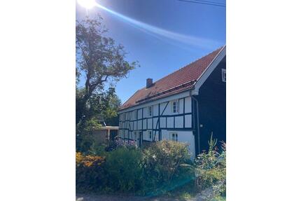 Einfamilienhaus - 1.980,00&nbsp;EUR Kaltmiete, ca.&nbsp; 190,00&nbsp;m&sup2; in Overath (PLZ: 51491)