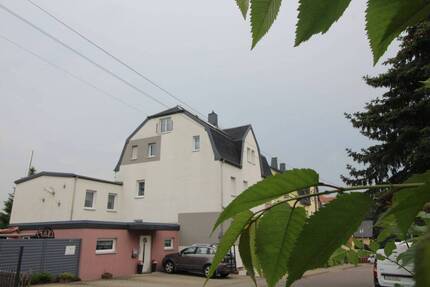 Herrliche 3-Raumwohnung im idyllischen Hartmannsdorf!