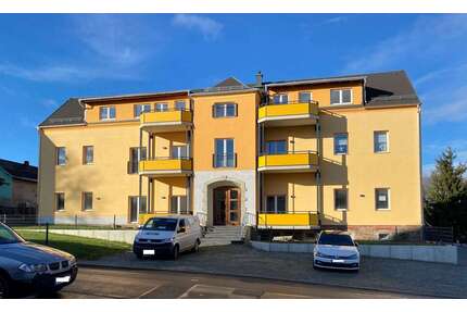 Wohnung zum Mieten in Zwickau 973,80 € 97.38 m²