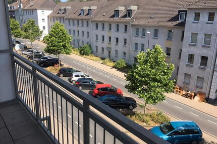 Vermietete Eigentumswohnung mit zwei Balkonen in guter Lage - Bottrop Ebel