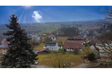 Einzigartiges Grundstück in Tegernheim mit herrlichem Ausblick in absolut ruhiger Lage