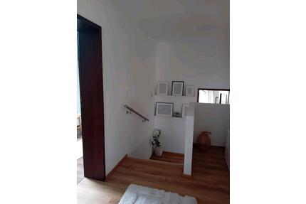 3 Zimmerwohnung - 900,00&nbsp;EUR Kaltmiete, ca.&nbsp; 105,00&nbsp;m&sup2; in Singen (Hohentwiel) (PLZ: 78224)