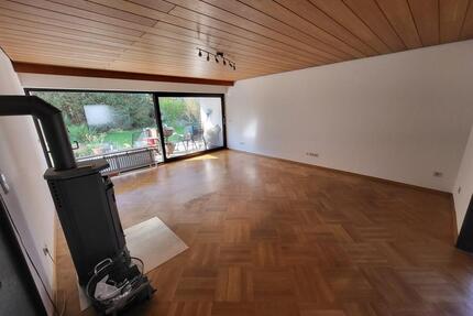 4 Zimmerwohnung in Ludwigsburg Ost + Stellplatz 120qm