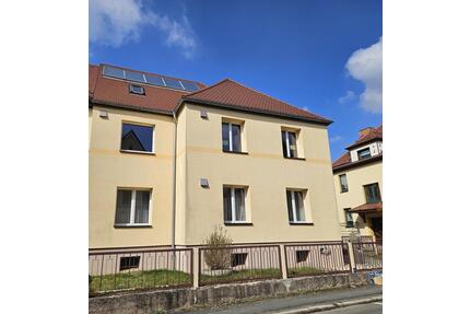 Stilvolle Wohnung in Top Lage - großzügige Maisonette mit Balkon + Garten - Hermsdorf