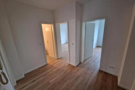 Schöne modernisierte 2 Zimmer im 1. OG in Mülheim an der Ruhr