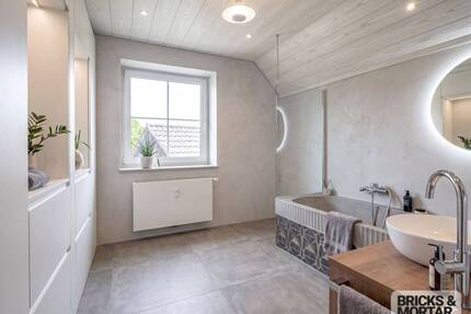 Maximale Flexibilität: Großzügige 131 m² DG-Wohnung - laut Teilungserklärung in 2 Einheiten teilbar! - Jettingen-Scheppach