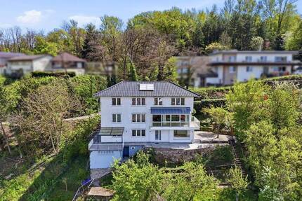 Exklusives Wohnen mit Weitblick - Stil, Komfort und Aussicht bis in die Pfalz - Weingarten