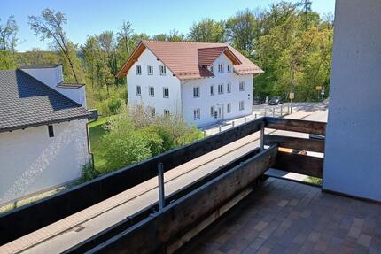 3-Zi Wohnung, komplett renoviert, Einzelgarage, provisionsfrei - Garching an der Alz