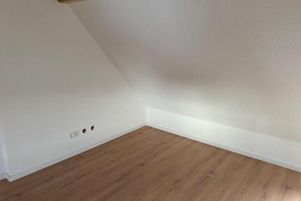 WG Zimmer mit Balkon-DS Stadtnah-Arbeiter-Azubis-Studenten ….. - Donaueschingen