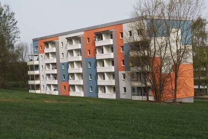 Wohnung zum Mieten in Marienberg 299,17 € 52.95 m²