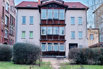 4-Zimmer-EG-Wohnung mit Wintergarten und Hof in Gotha