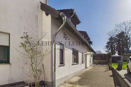 Haus zum Kaufen in Eschweiler 379.000,00 € 198 m²