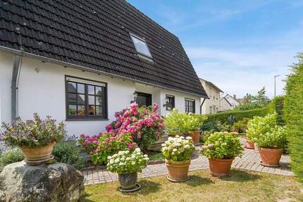 EFH mit hochwertiger Ausstattung, Einliegeroption, Garten & Galerie - Wiesbaden Nordenstadt