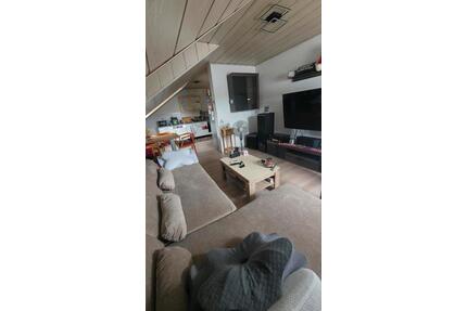 Dachgeschoss Wohnung 2.OG - 600,00&nbsp;EUR Kaltmiete, ca.&nbsp; 80,00&nbsp;m&sup2; in Wernberg-Köblitz (PLZ: 92533)