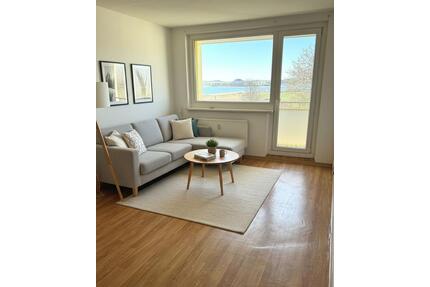 Helle 4-Zimmer-Wohnung in Sellin mit Blick aufs Wasser!