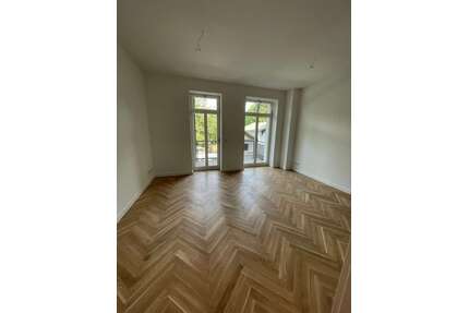 Wohnung zum Mieten in Leipzig 980,00 € 77 m²