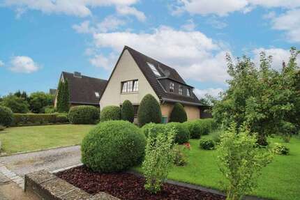 Wohnung zum Kaufen in Breitenburg 155.000,00 € 84.46 m²