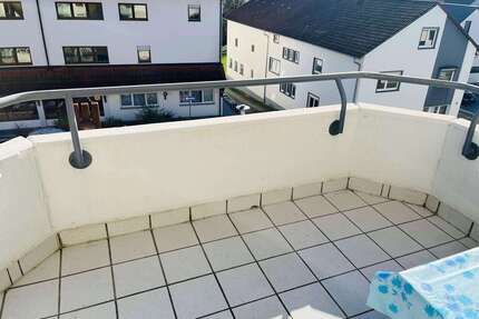 Wohnung zum Kaufen in Gäufelden 165.000,00 € 68 m²