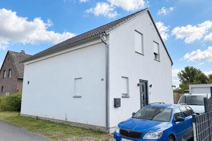 *Exklusive Besichtigungsmöglichkeit* Neuwertiges Einfamilienhaus - Alpen